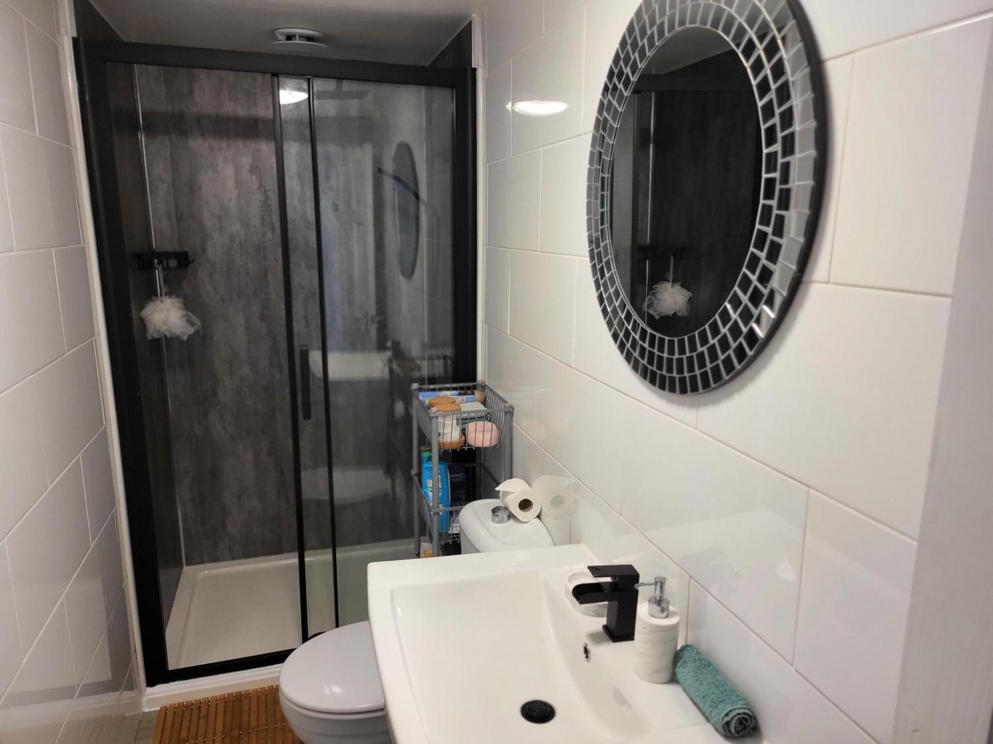 Birmingham Blissful Apartment With 2 Bedrooms Bagian luar foto